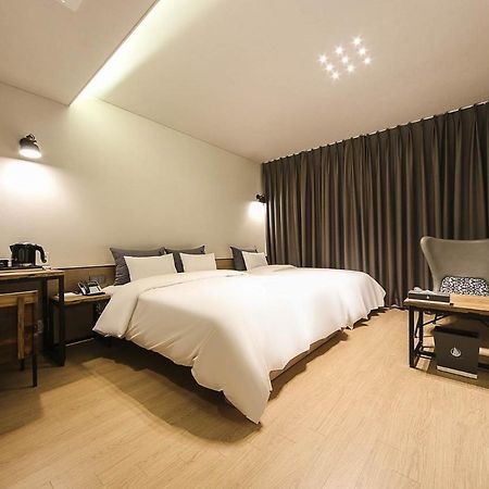 Yeoubi Hotel Ulszan Kültér fotó