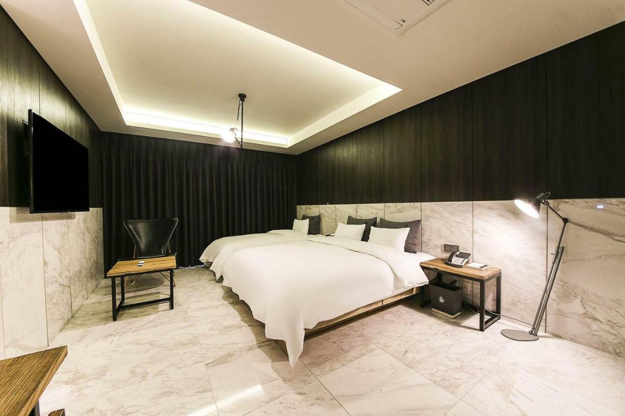 Yeoubi Hotel Ulszan Kültér fotó