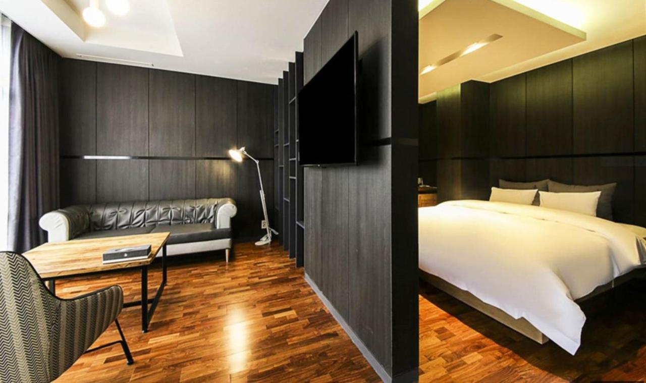 Yeoubi Hotel Ulszan Kültér fotó