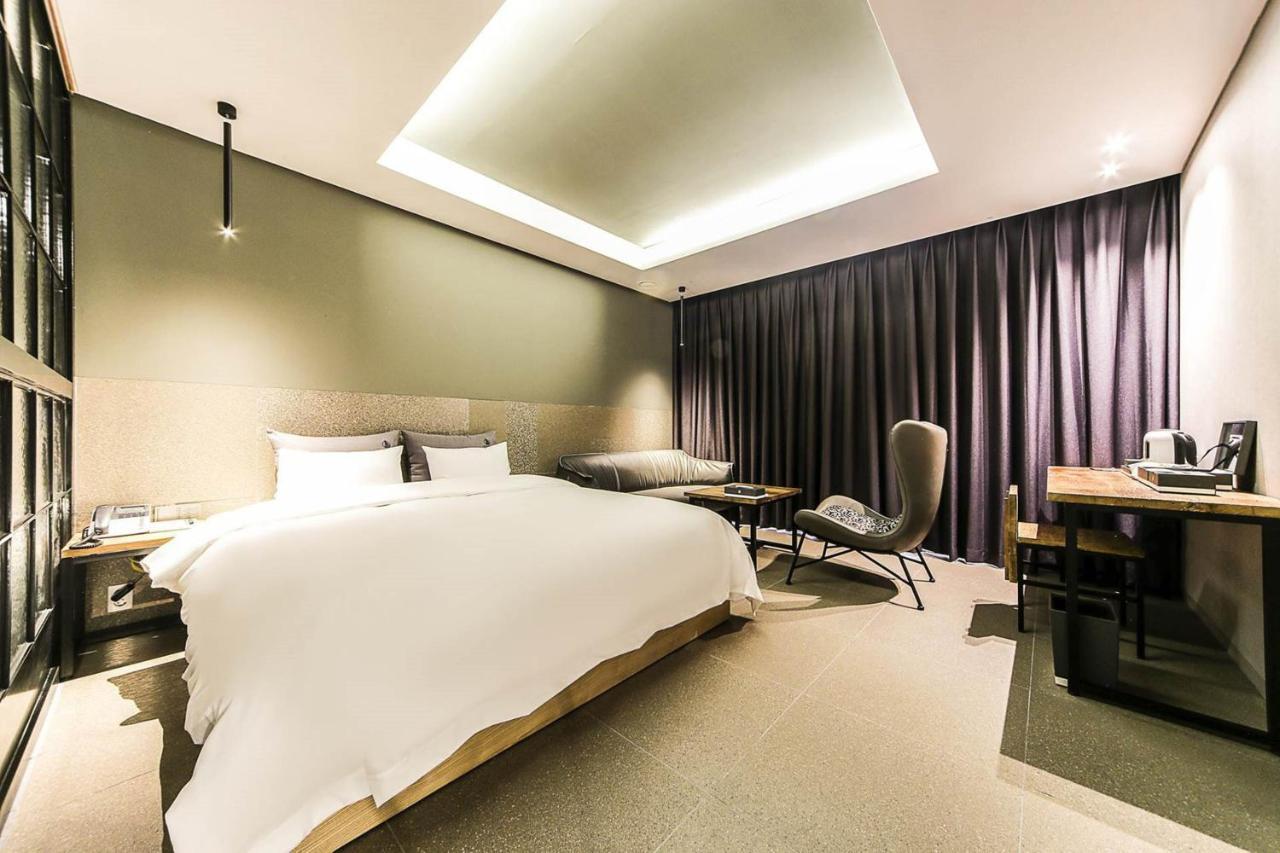 Yeoubi Hotel Ulszan Kültér fotó