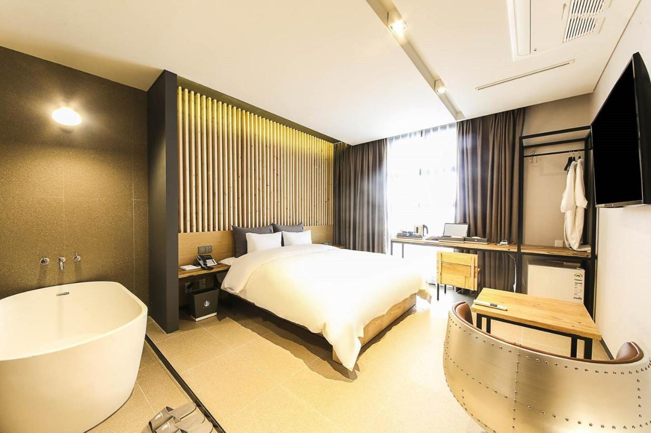 Yeoubi Hotel Ulszan Kültér fotó