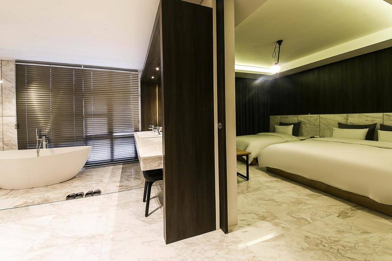 Yeoubi Hotel Ulszan Kültér fotó