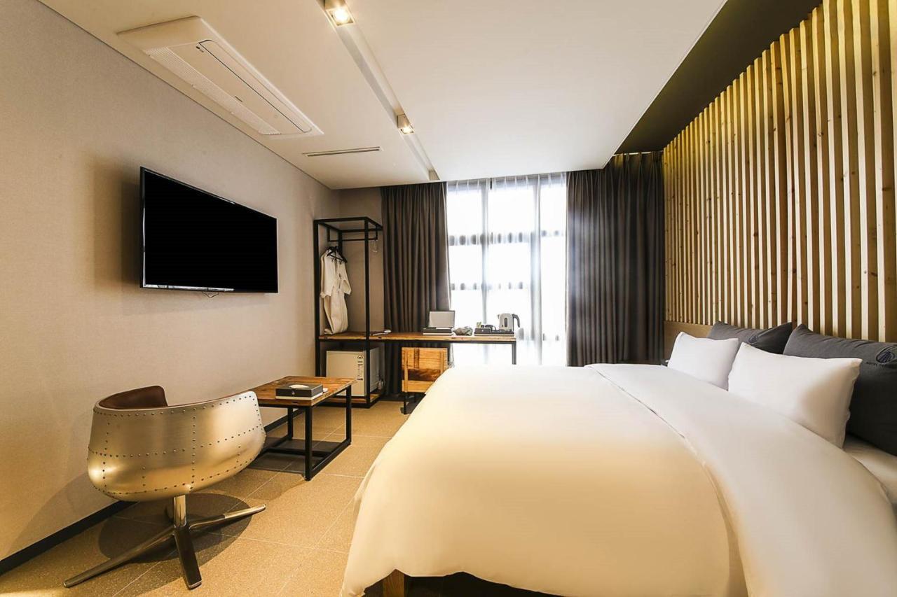 Yeoubi Hotel Ulszan Kültér fotó